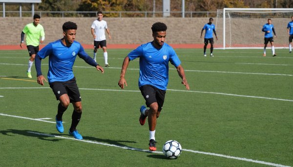 Les formations intensives pour une maîtrise parfaite du pied au football